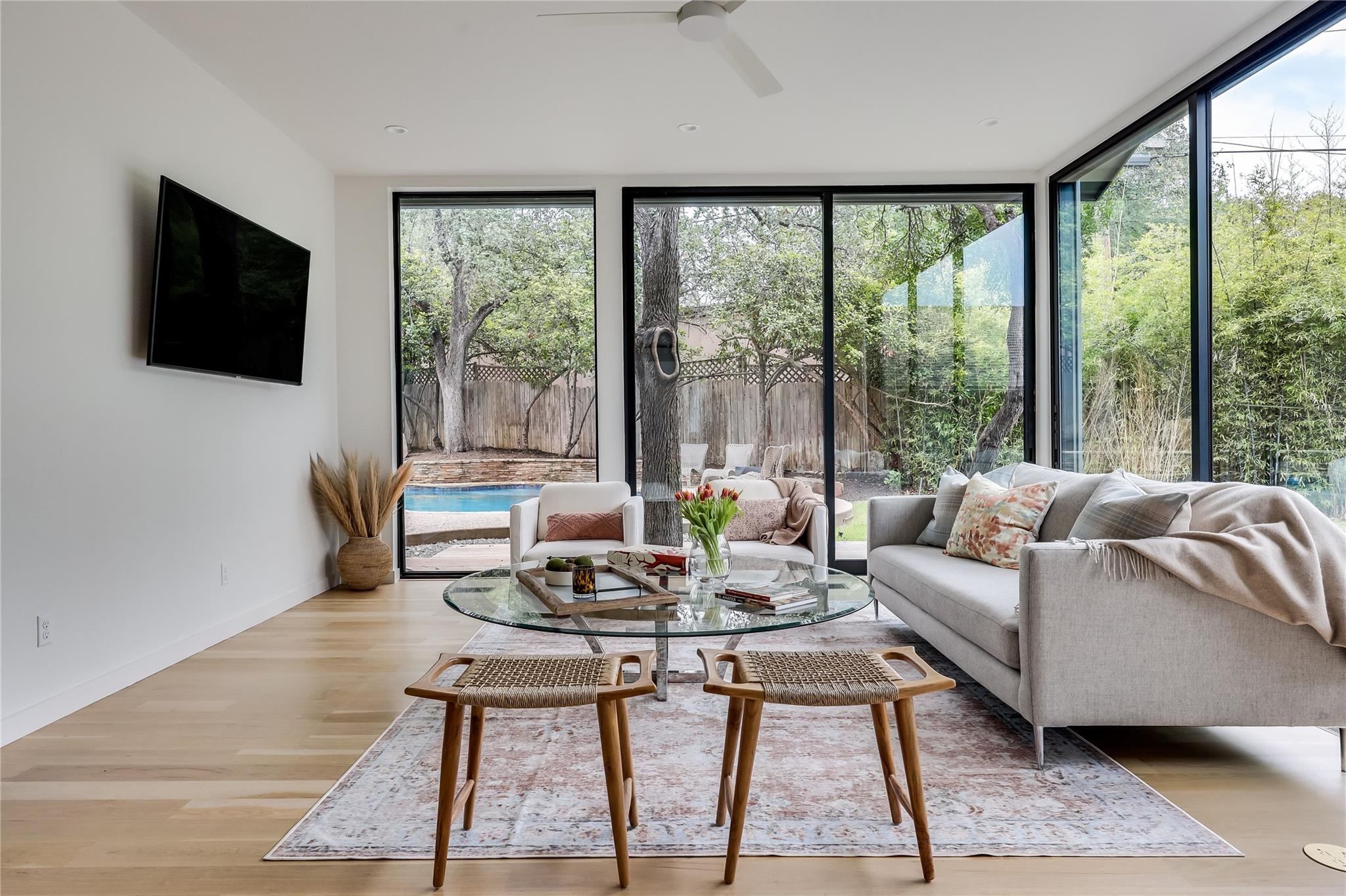 5801 Valley Circle Austin TX 78731