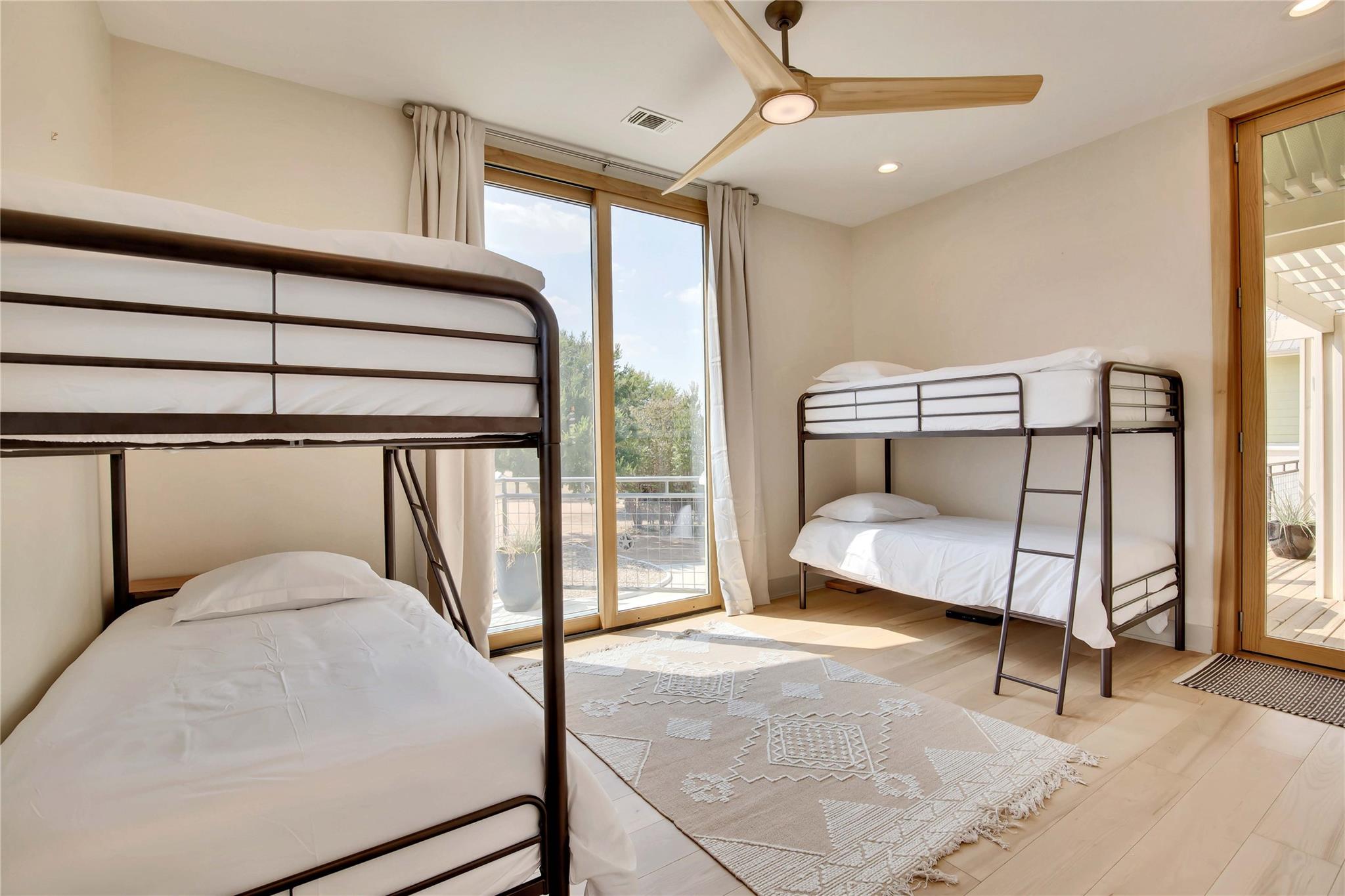 609 S Creekwood Drive Driftwood TX 78619