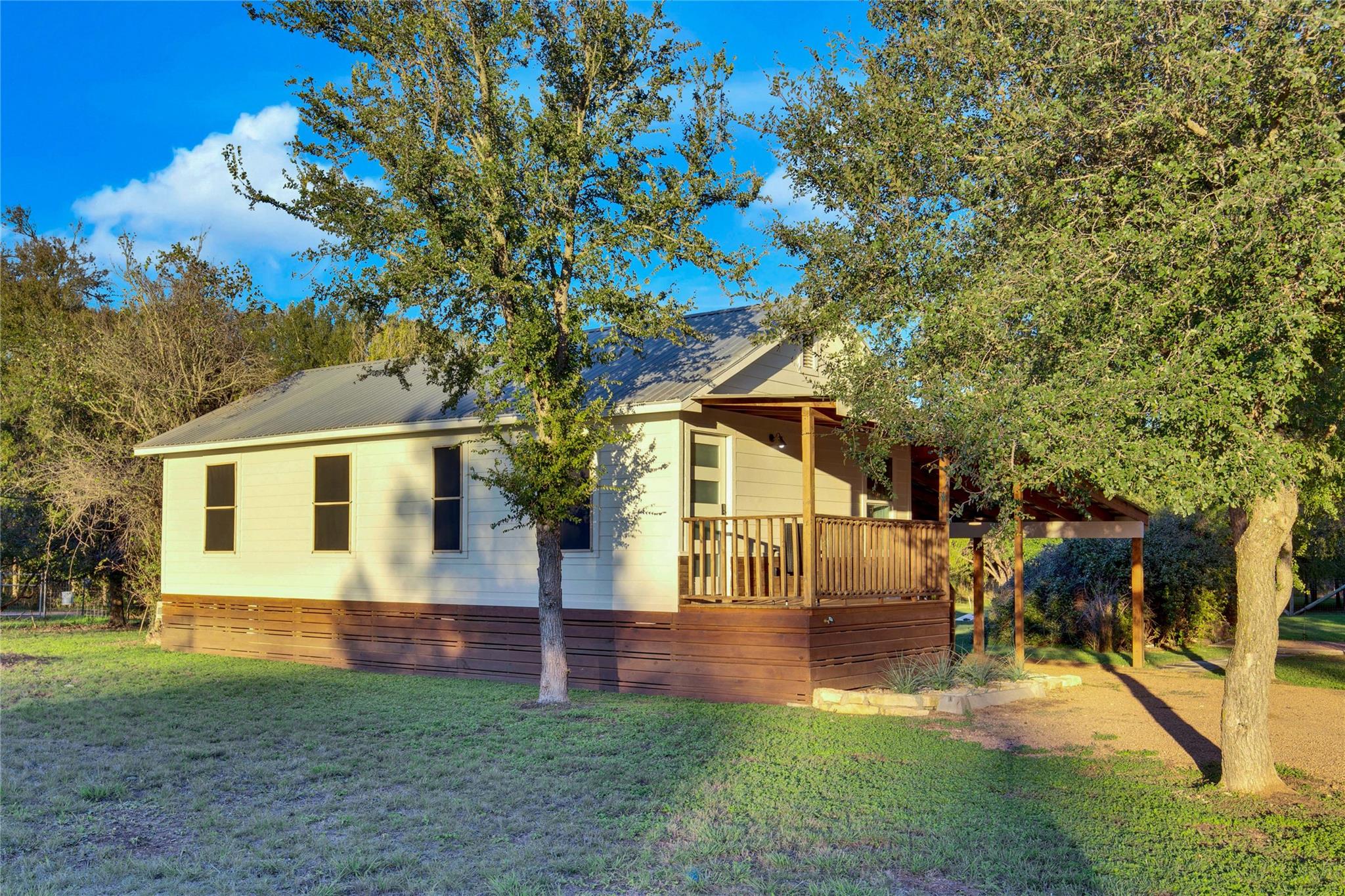 609 S Creekwood Drive Driftwood TX 78619