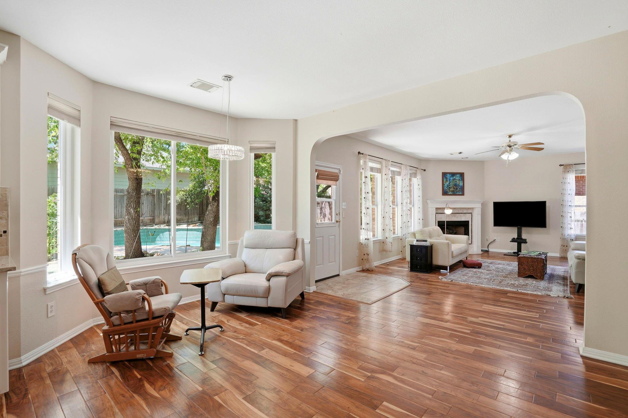 9113 Evening Primrose Path Austin TX 78750