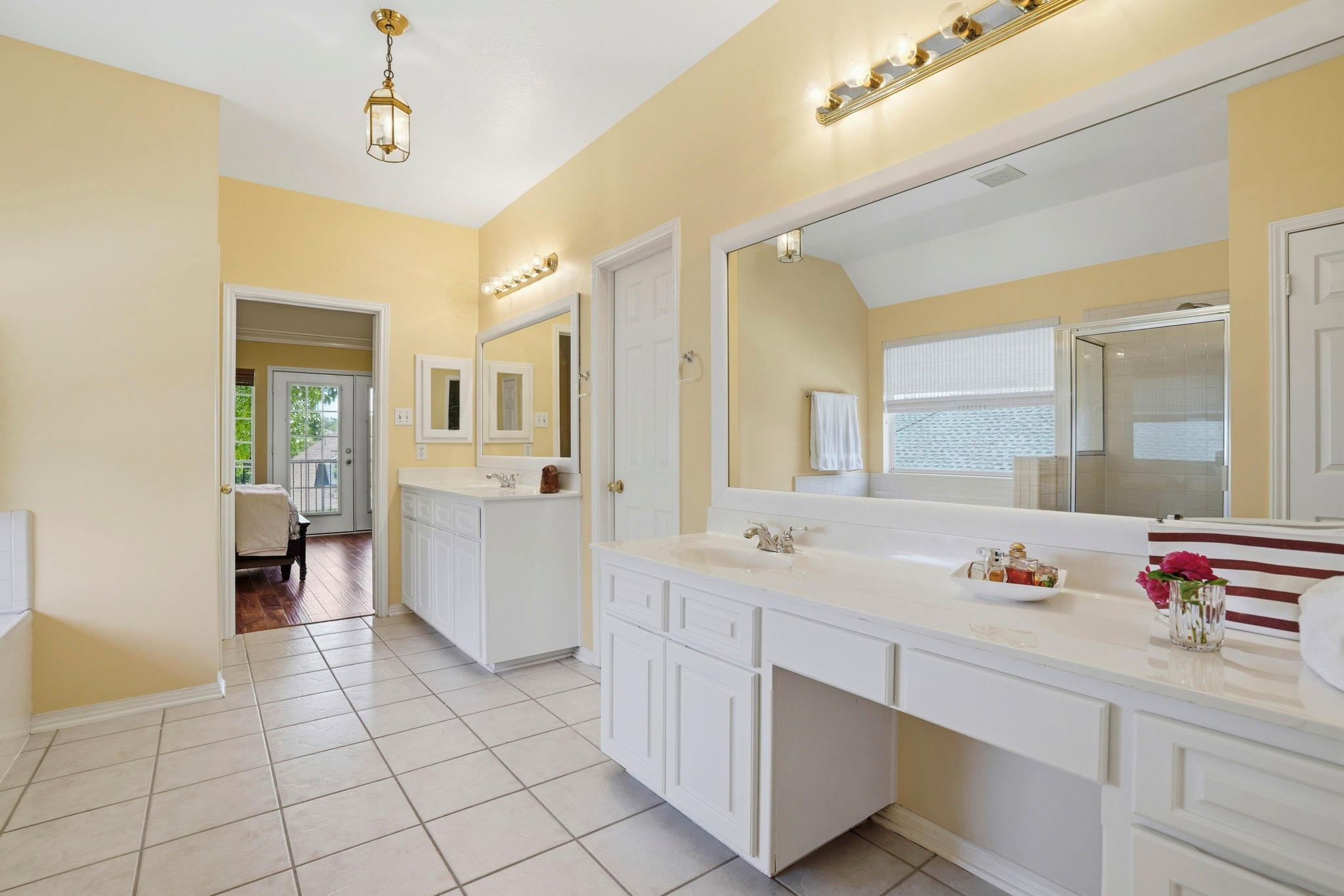 9113 Evening Primrose Path Austin TX 78750