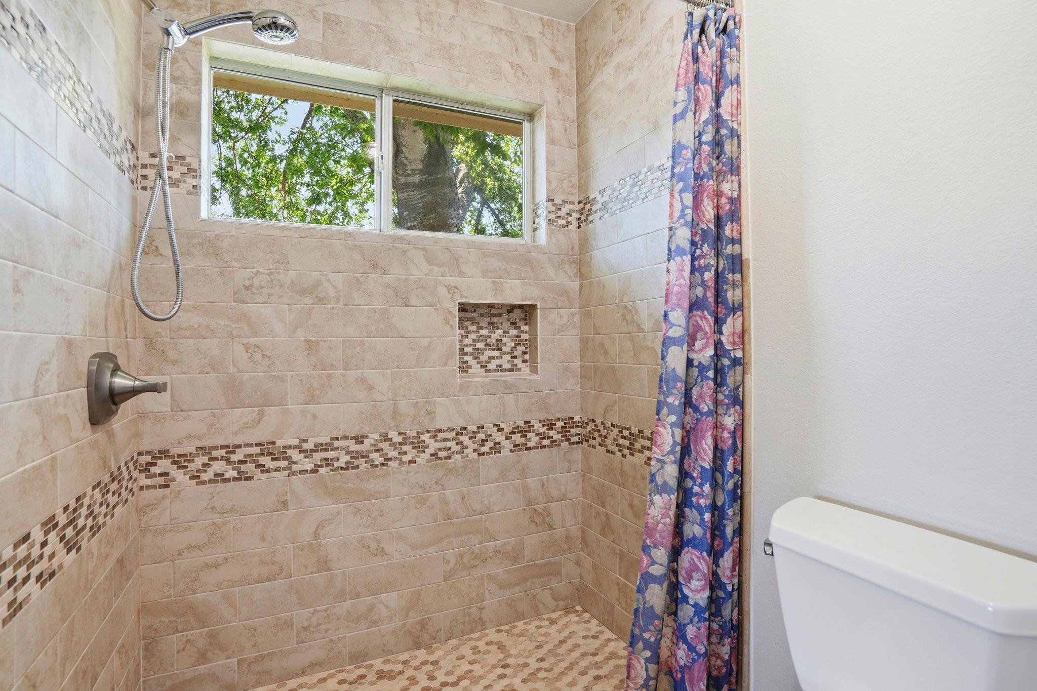 9113 Evening Primrose Path Austin TX 78750