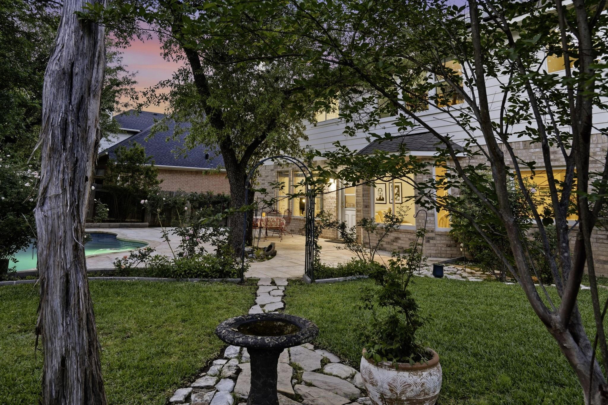 9113 Evening Primrose Path Austin TX 78750