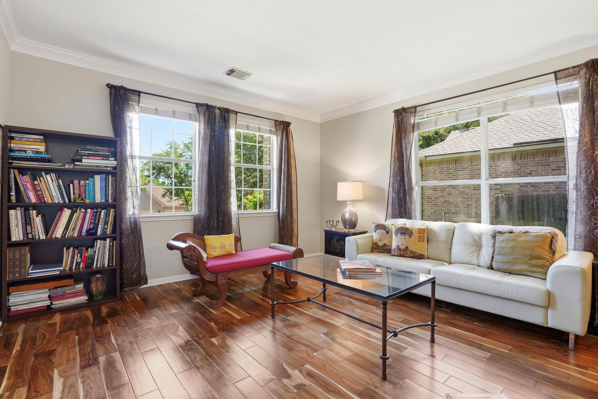 9113 Evening Primrose Path Austin TX 78750