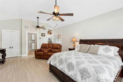 407 Olympia Fields Street Meadowlakes TX 78654