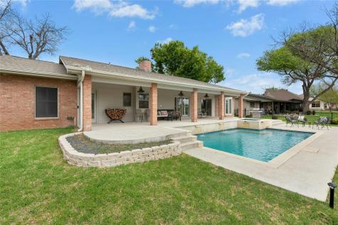 407 Olympia Fields Street Meadowlakes TX 78654