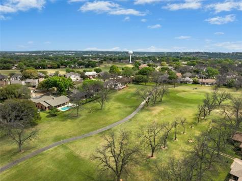 407 Olympia Fields Street Meadowlakes TX 78654