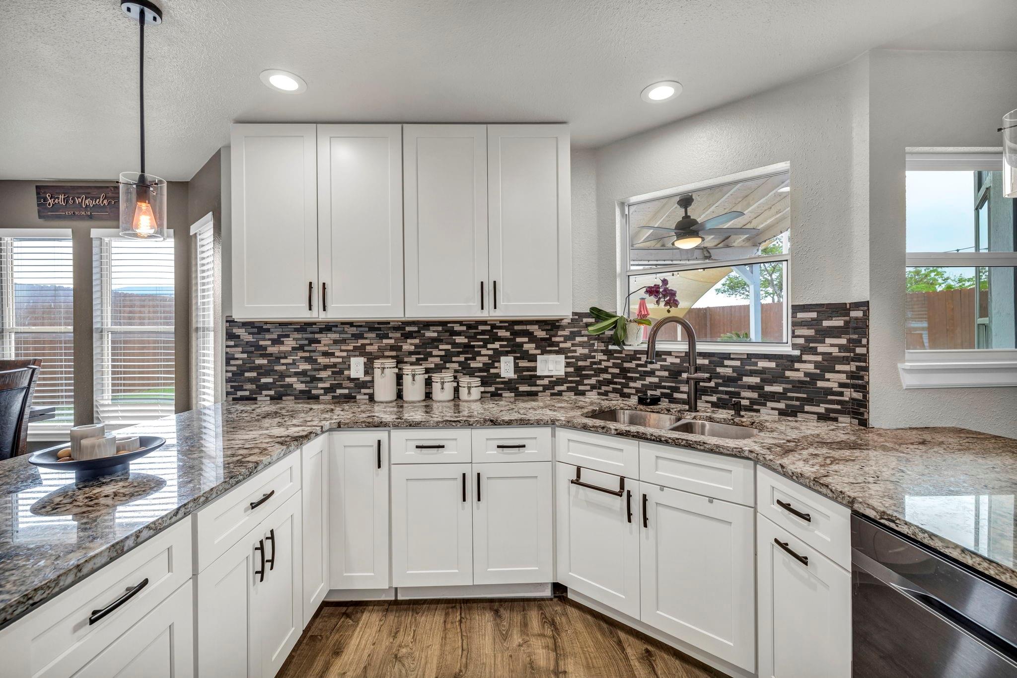 807 Eaglecreek Drive Leander TX 78641