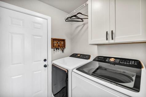 807 Eaglecreek Drive Leander TX 78641