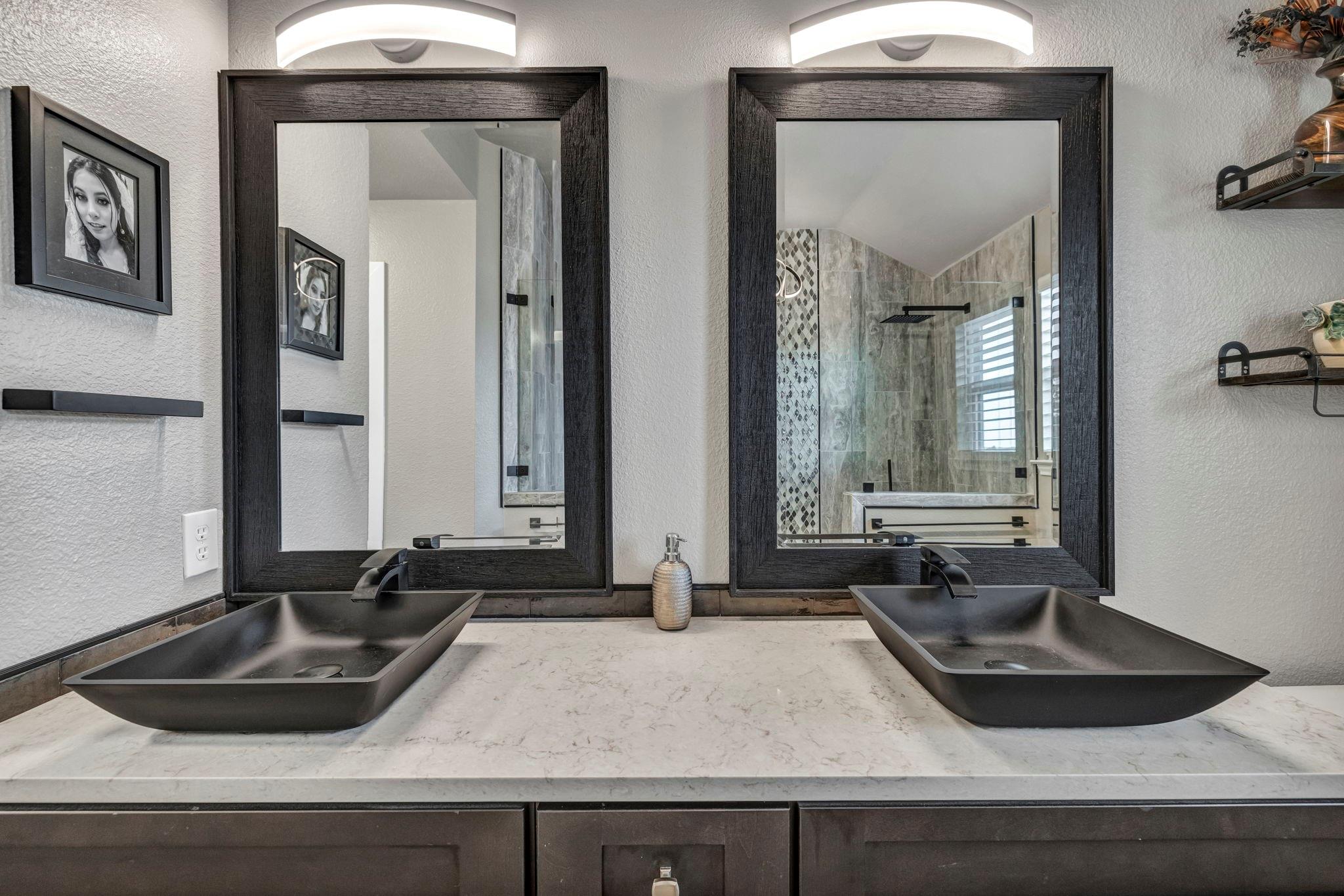 807 Eaglecreek Drive Leander TX 78641
