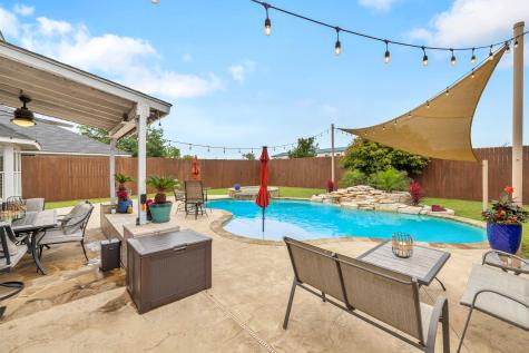 807 Eaglecreek Drive Leander TX 78641