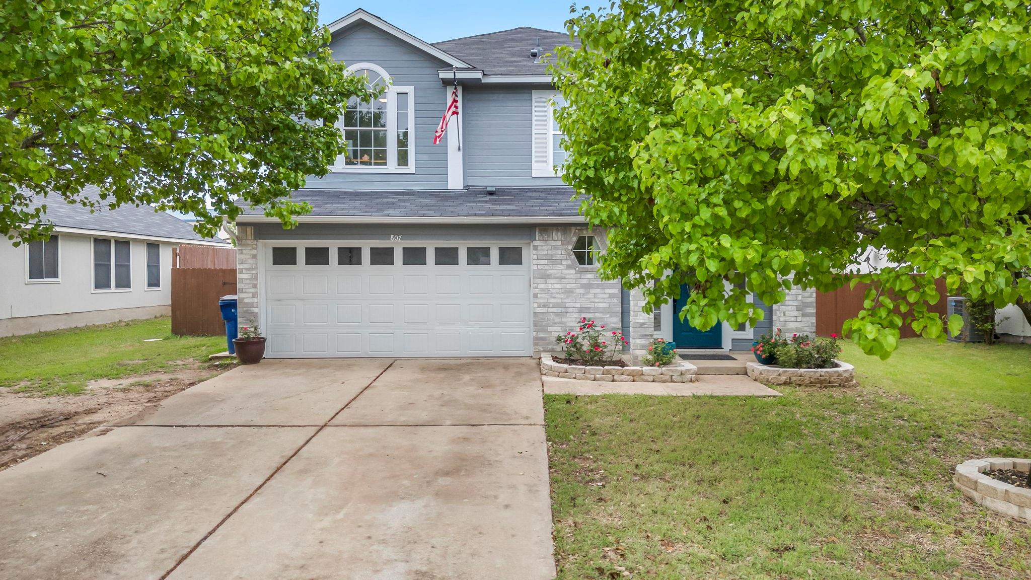 807 Eaglecreek Drive Leander TX 78641