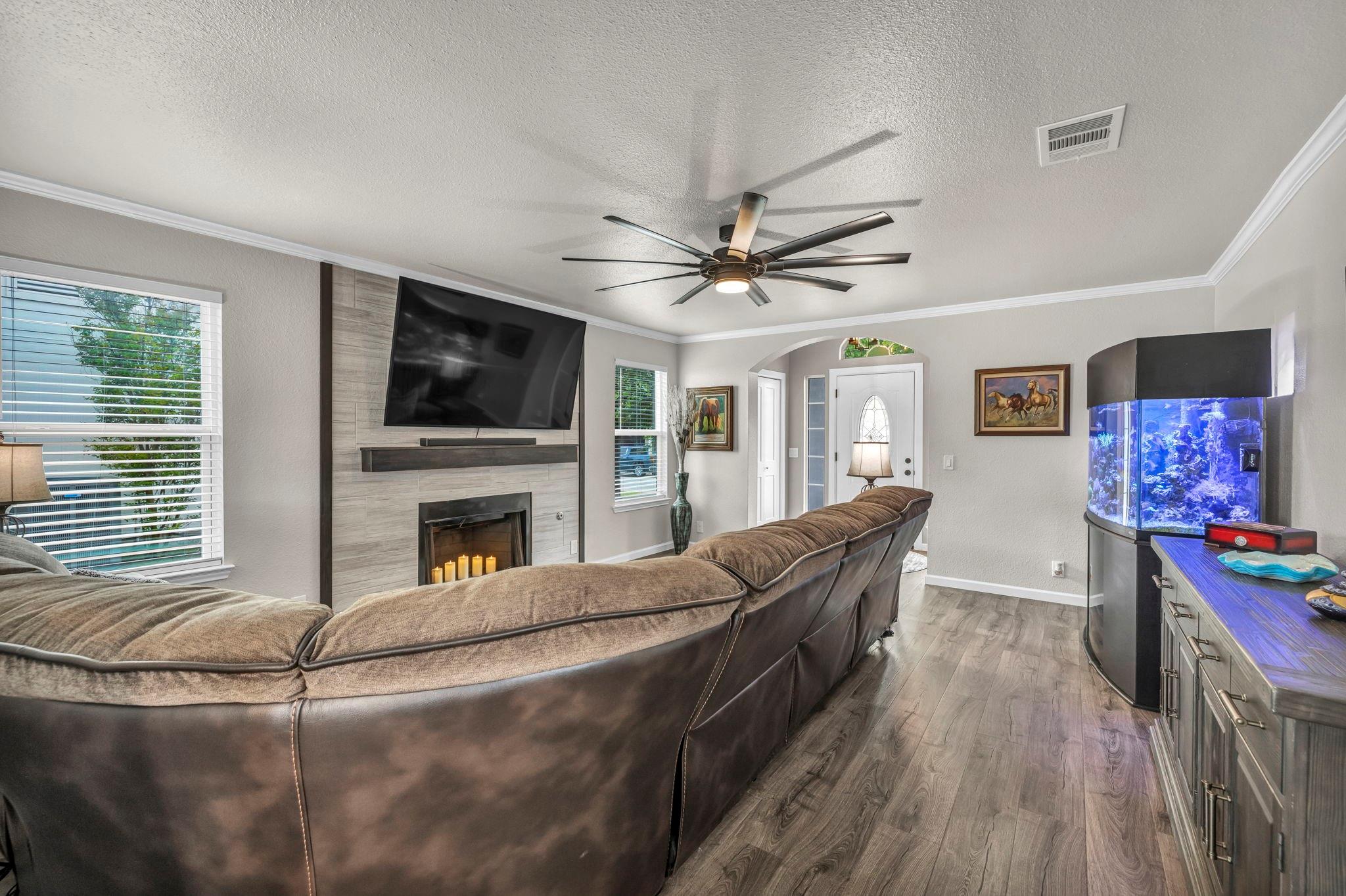 807 Eaglecreek Drive Leander TX 78641