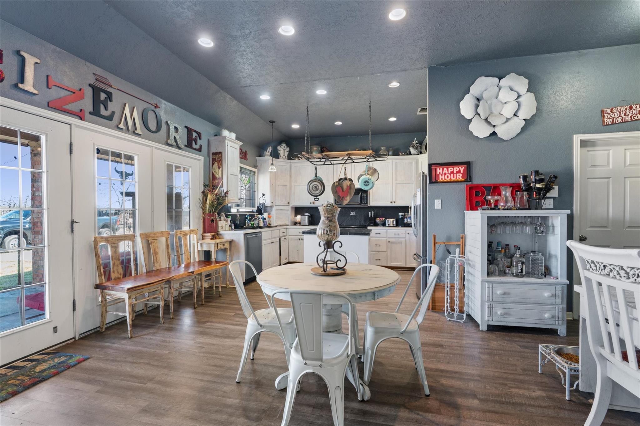 173 County Road 458a Thorndale TX 76577