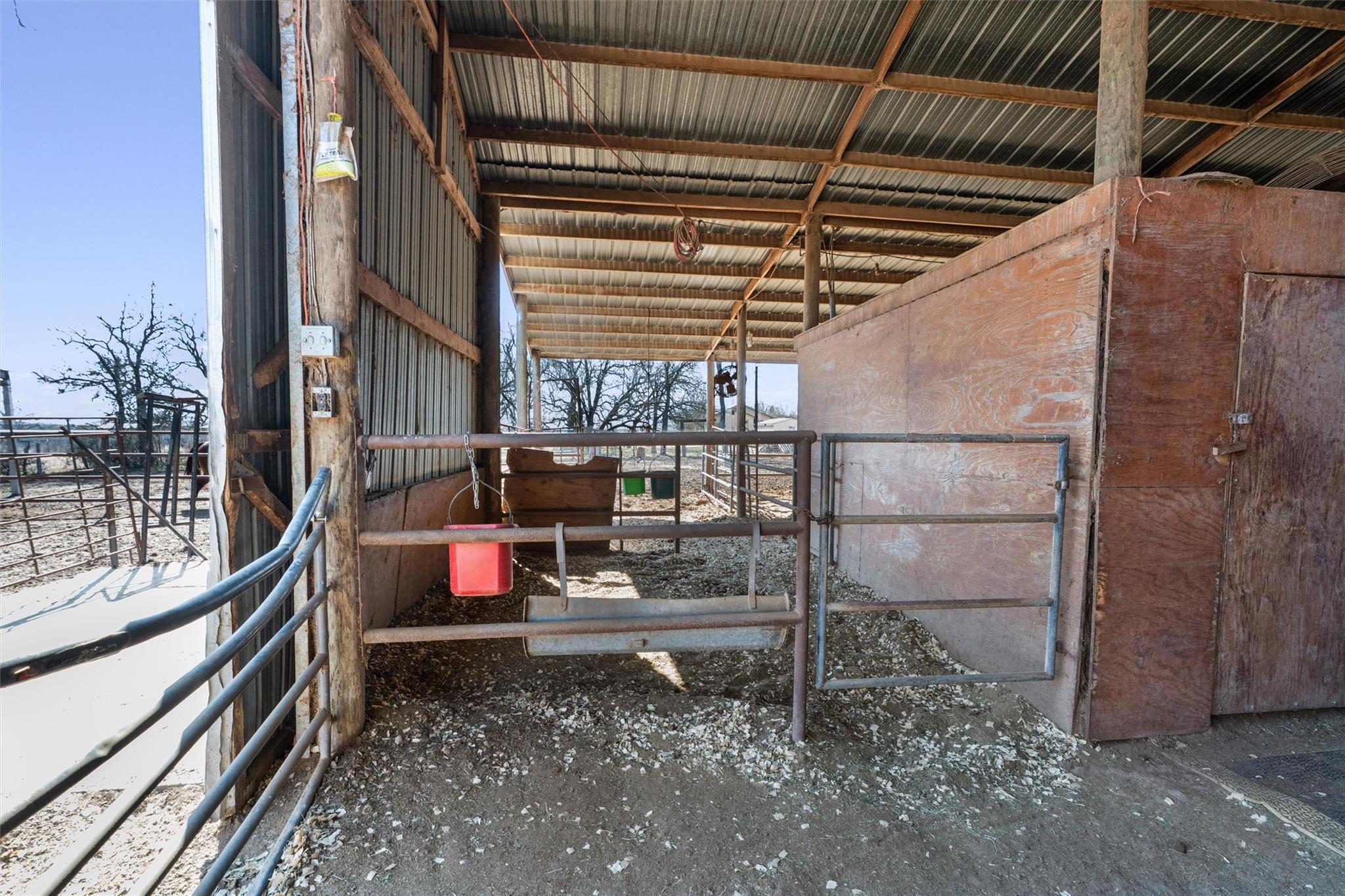 173 County Road 458a Thorndale TX 76577