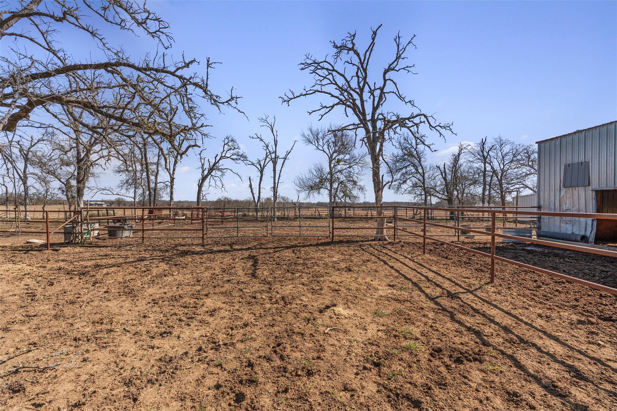 173 County Road 458a Thorndale TX 76577