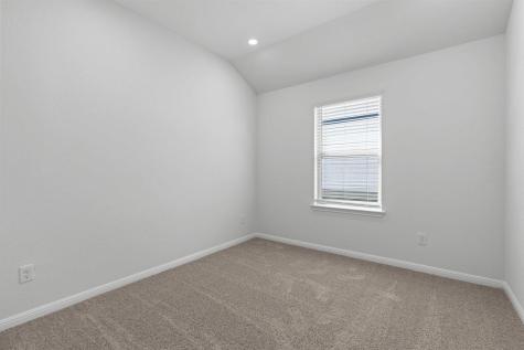 149 Hatari Trail Jarrell TX 76537