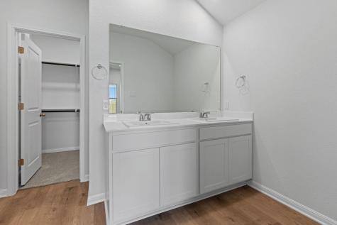 149 Hatari Trail Jarrell TX 76537