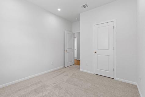 149 Hatari Trail Jarrell TX 76537