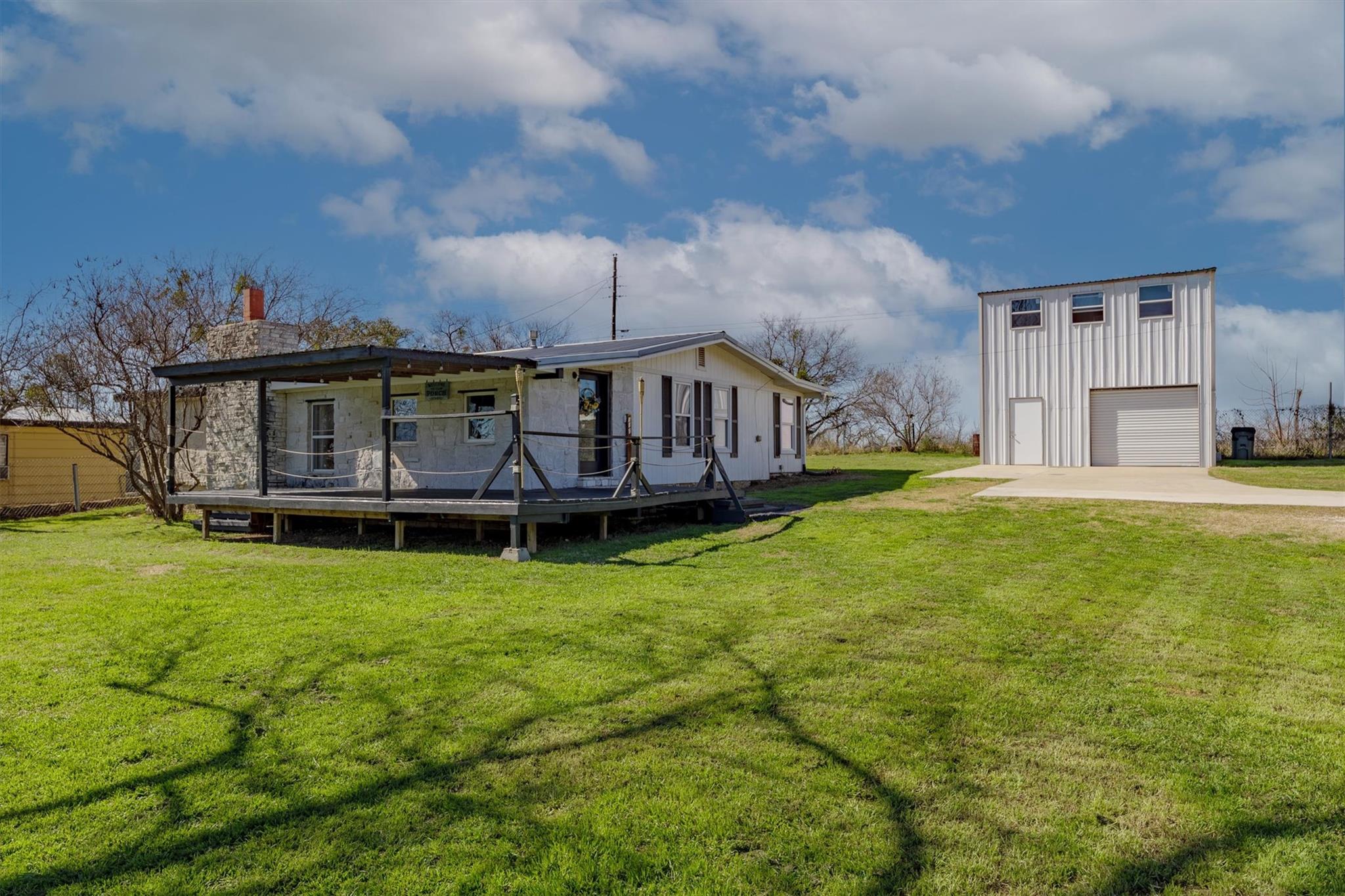 110 Lakewood Drive Burnet TX 78611