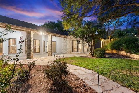 213 El Rio Drive Lakeway TX 78734