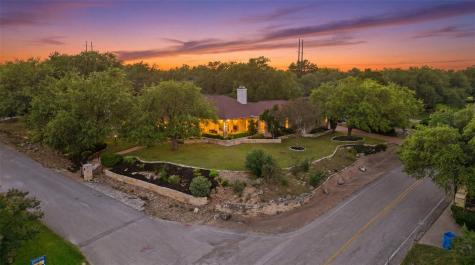 213 El Rio Drive Lakeway TX 78734