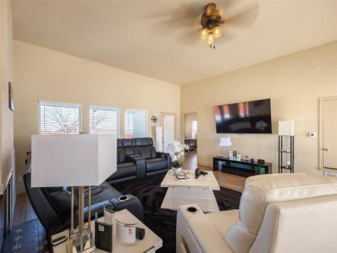 80 Family Circle Hutto TX 78634