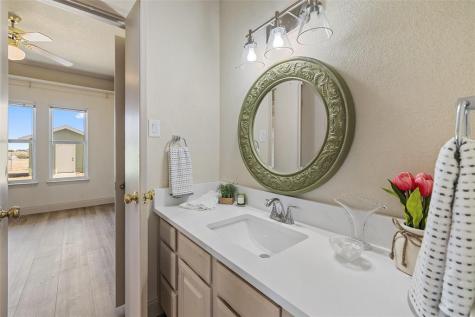 80 Family Circle Hutto TX 78634