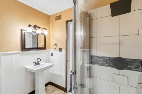 405 Lynch Street Smithville TX 78957