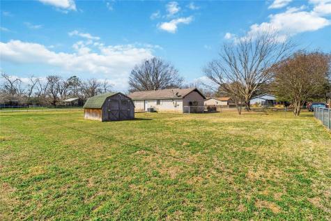 405 Lynch Street Smithville TX 78957