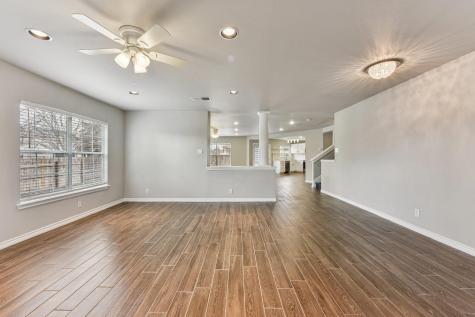 901 E Whispering Hollow Drive Kyle TX 78640