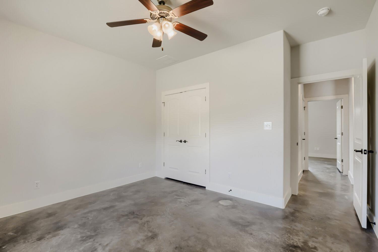 20401 Siesta Shores Drive Spicewood TX 78669