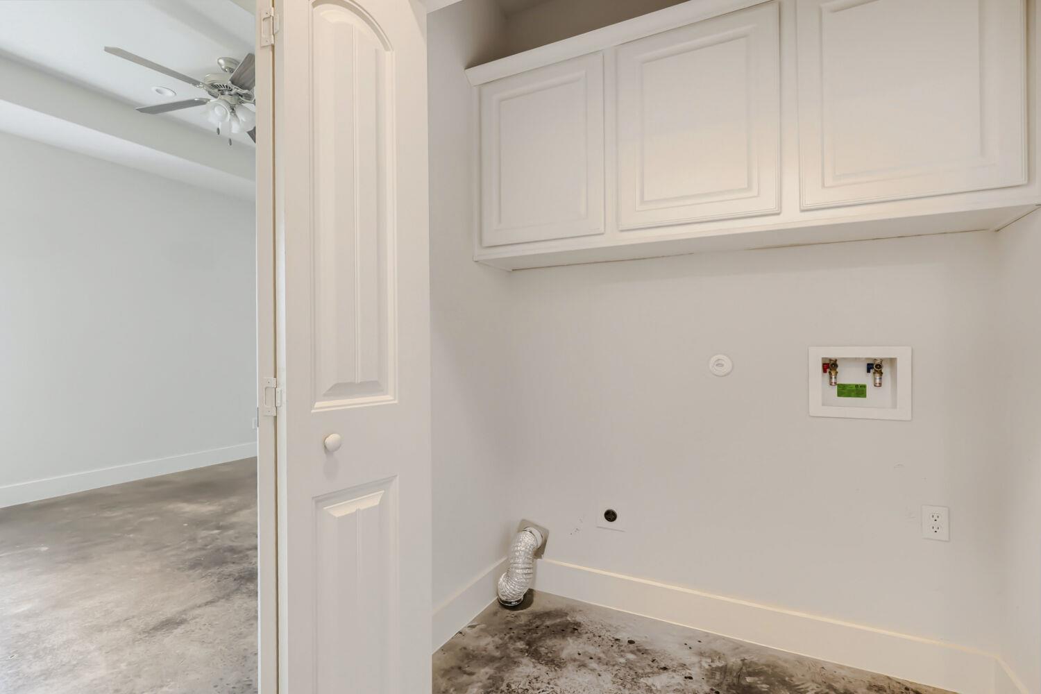 20401 Siesta Shores Drive Spicewood TX 78669