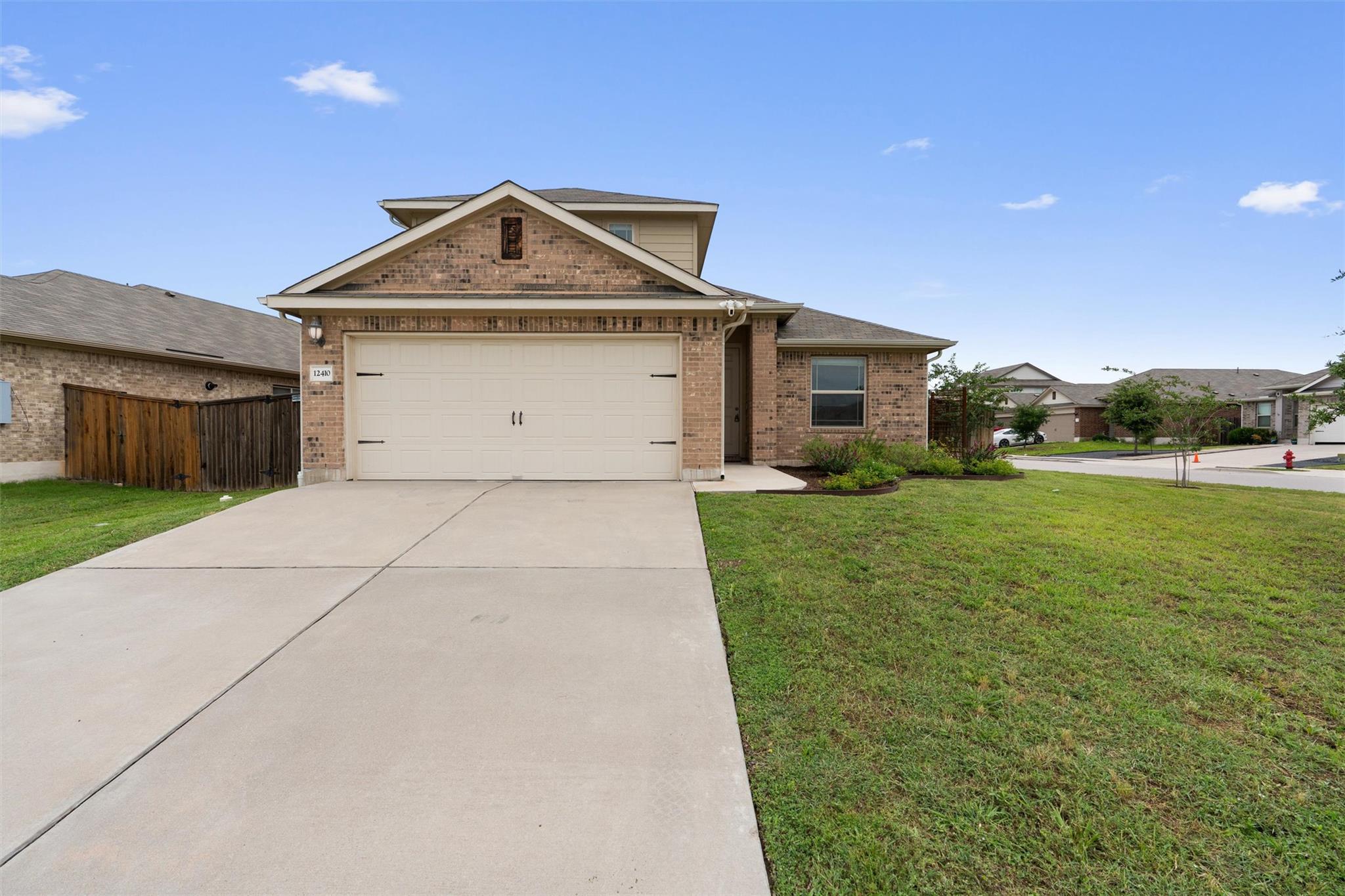 12410 Amber Lynn Path Manor TX 78653