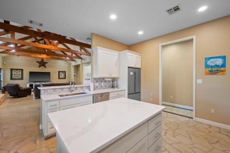 302 Guadalupe River Drive Seguin TX 78155