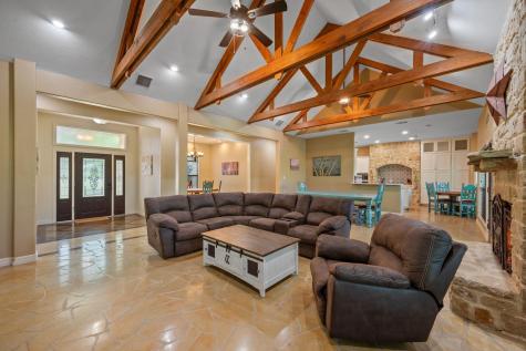 302 Guadalupe River Drive Seguin TX 78155