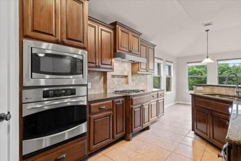 22324 Rock Wren Road Spicewood TX 78669
