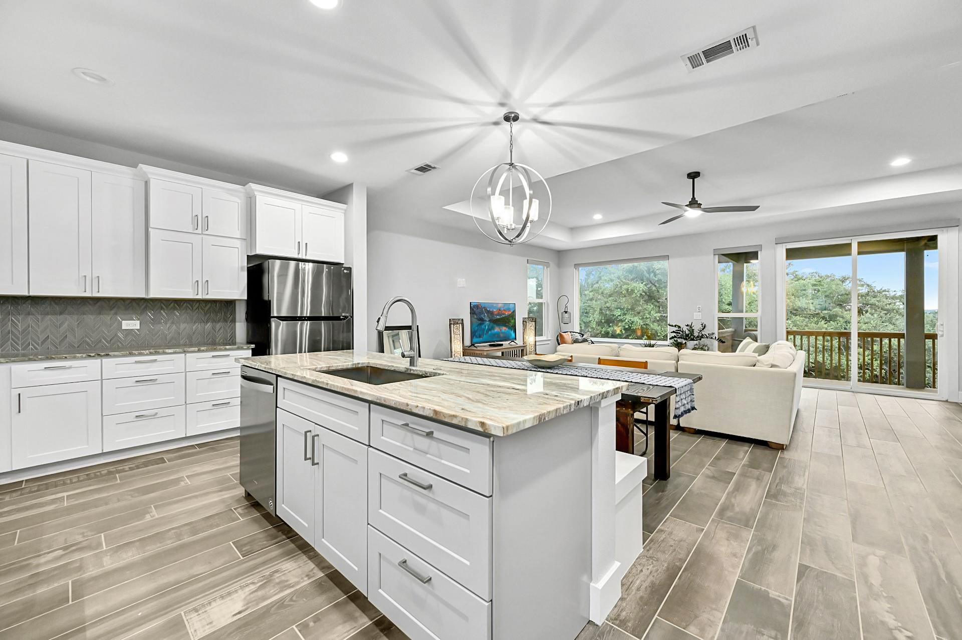 21201 Norris Cove Lago Vista TX 78645