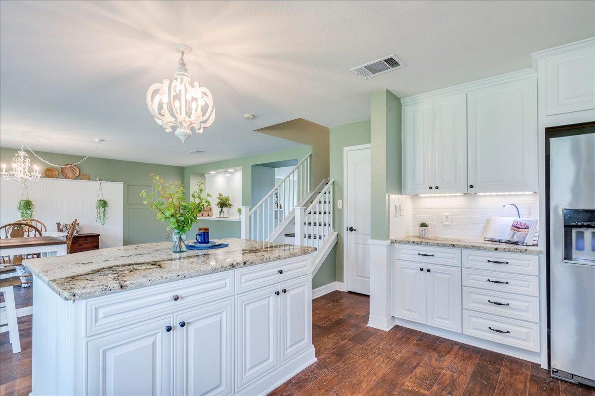 200 S Prairie Lane Georgetown TX 78633