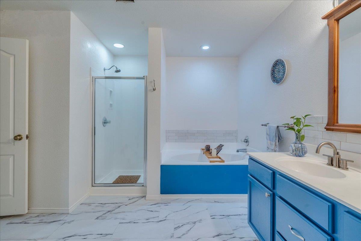 200 S Prairie Lane Georgetown TX 78633