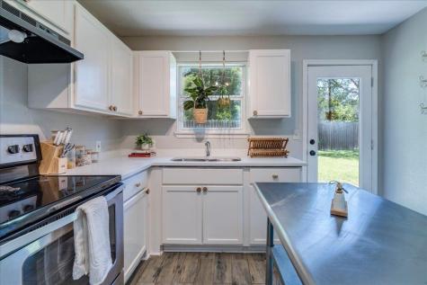 170 Whitetail Lane Dale TX 78616