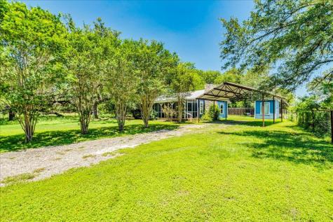 170 Whitetail Lane Dale TX 78616
