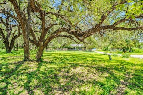 170 Whitetail Lane Dale TX 78616