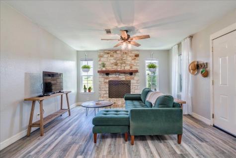 170 Whitetail Lane Dale TX 78616