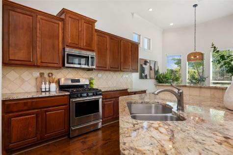 205 Antigua Way Lakeway TX 78738