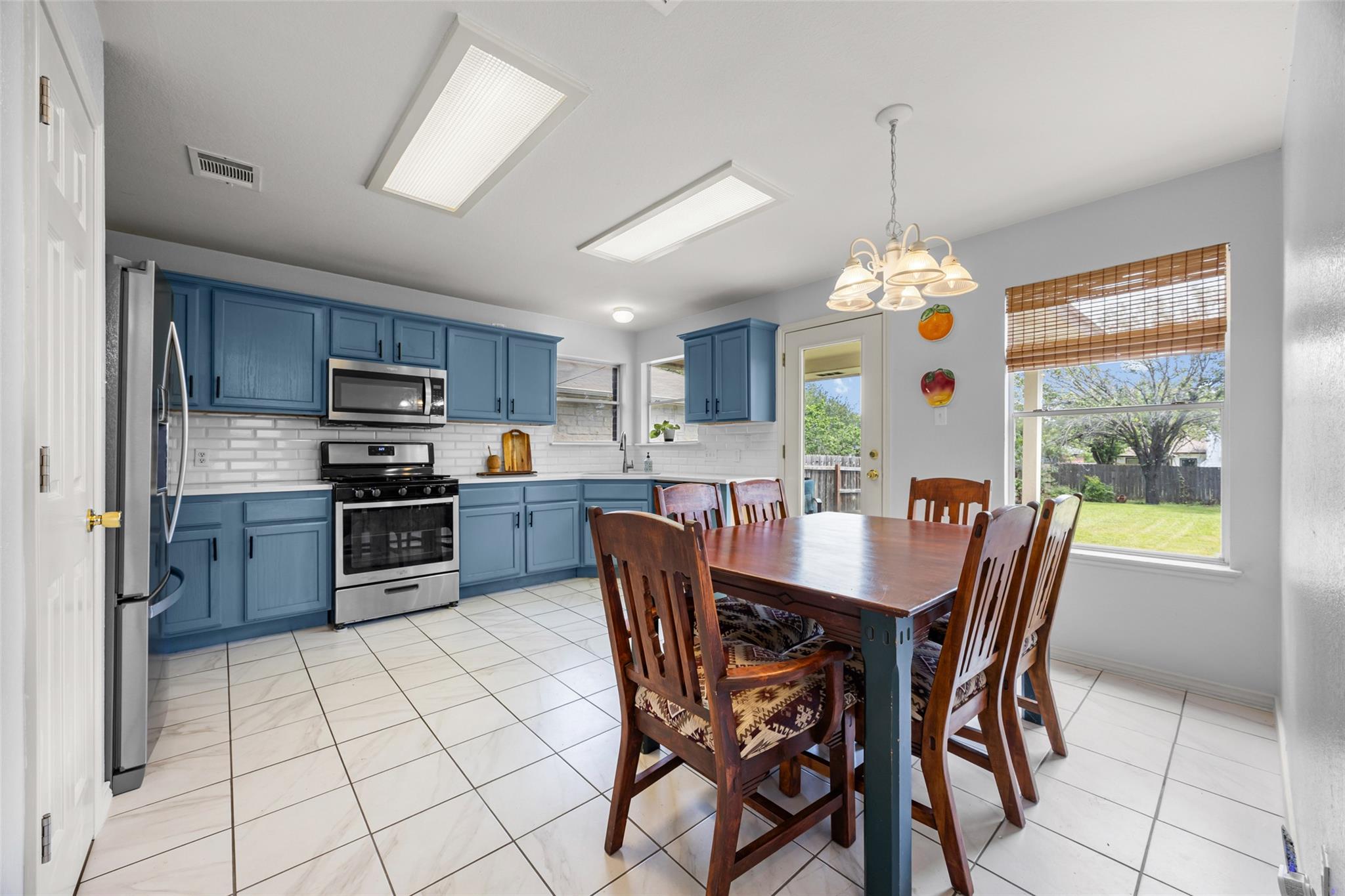 4604 Hoffman Drive Austin TX 78749