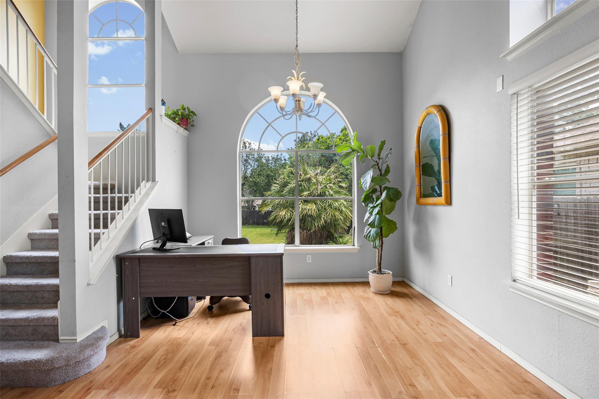 4604 Hoffman Drive Austin TX 78749