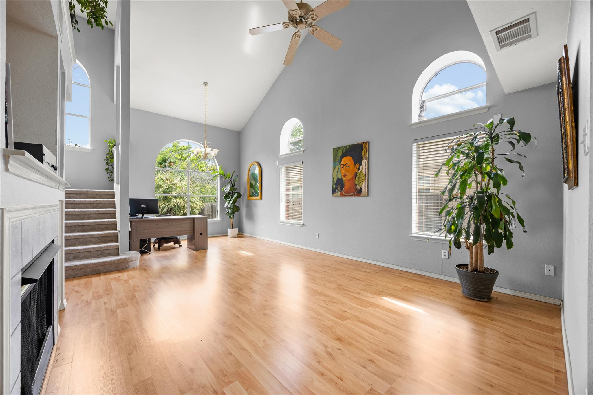 4604 Hoffman Drive Austin TX 78749