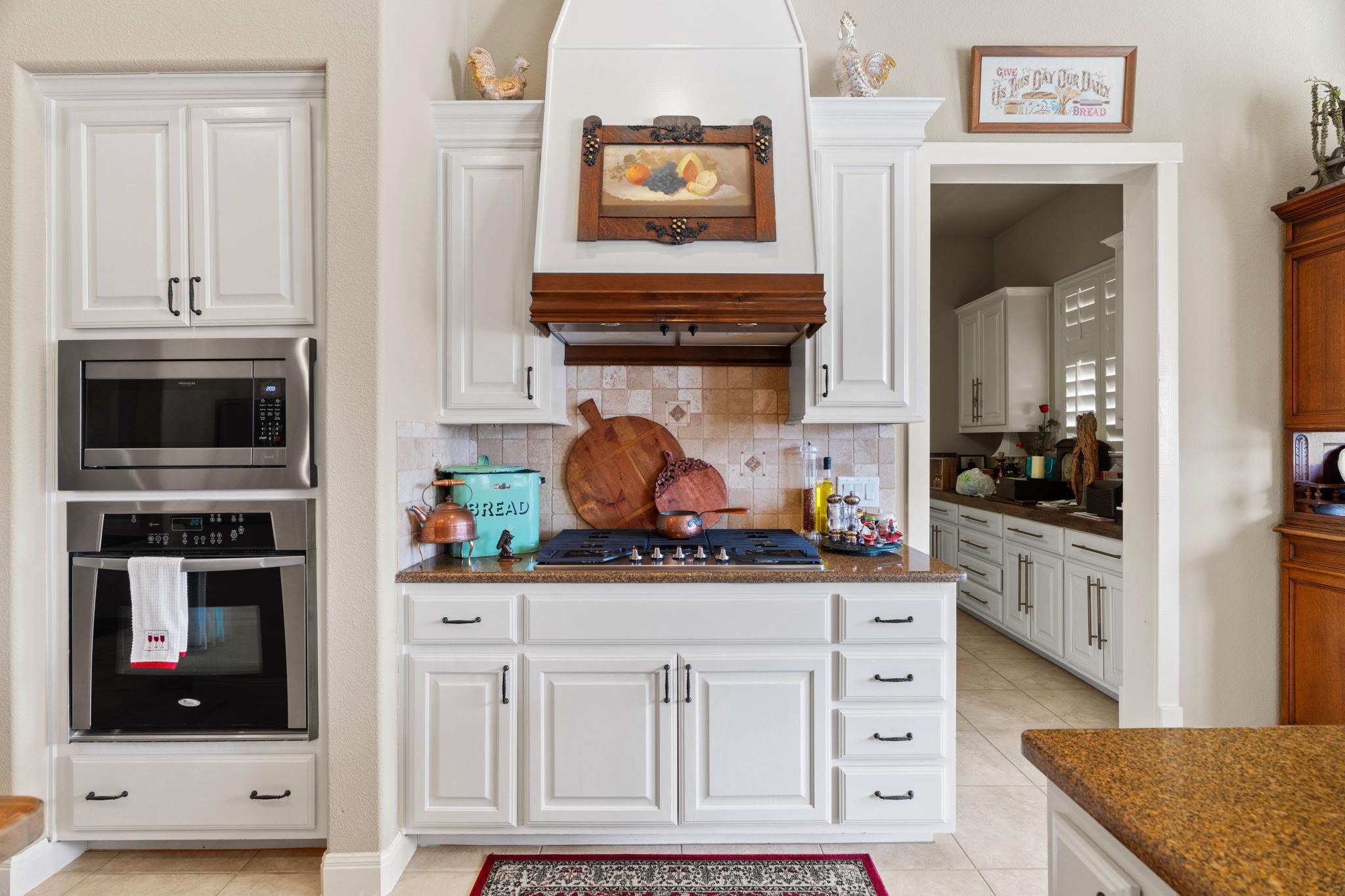 203 Circle Oaks Drive Burnet TX 78611