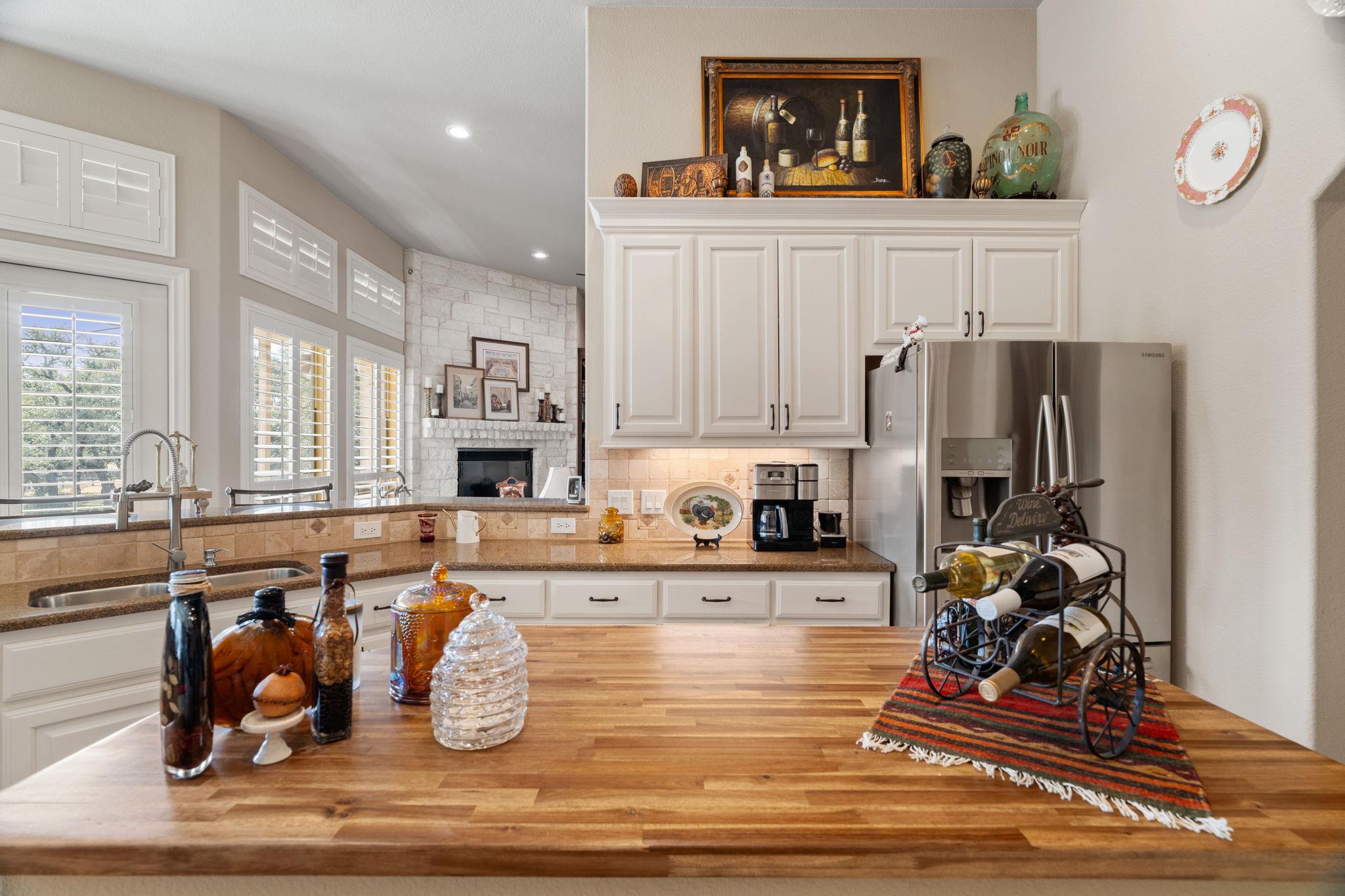 203 Circle Oaks Drive Burnet TX 78611